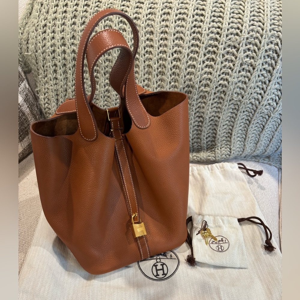 SOLD- Hermes Picotin 22 Gold